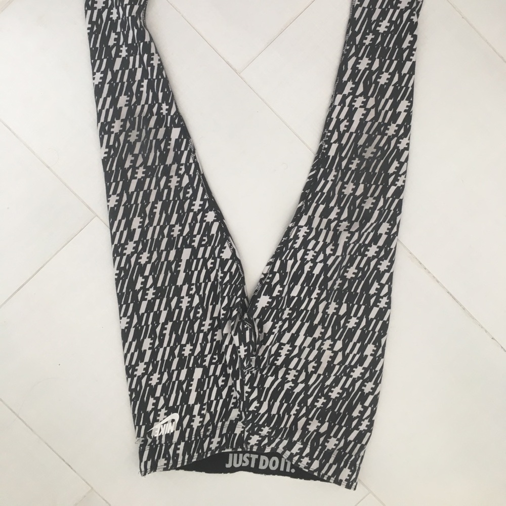 Nike logo leggings